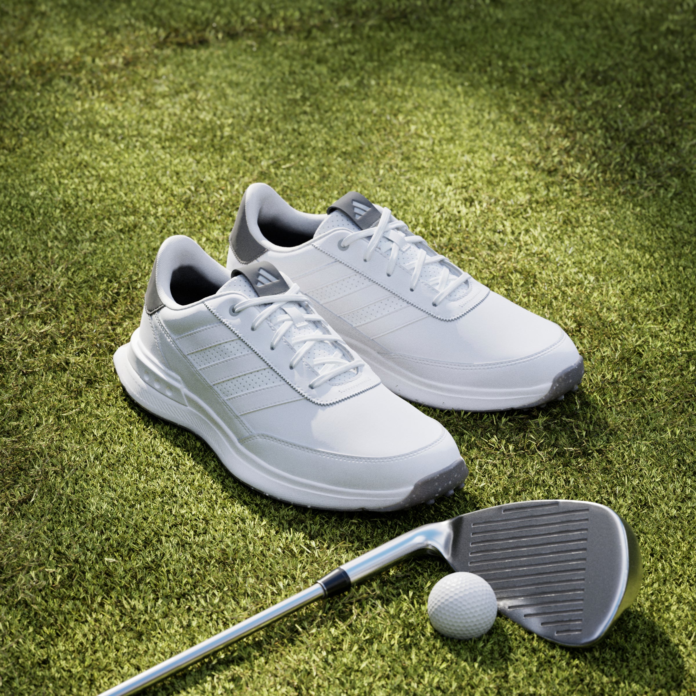 S2G SPIKELESS LEATHER