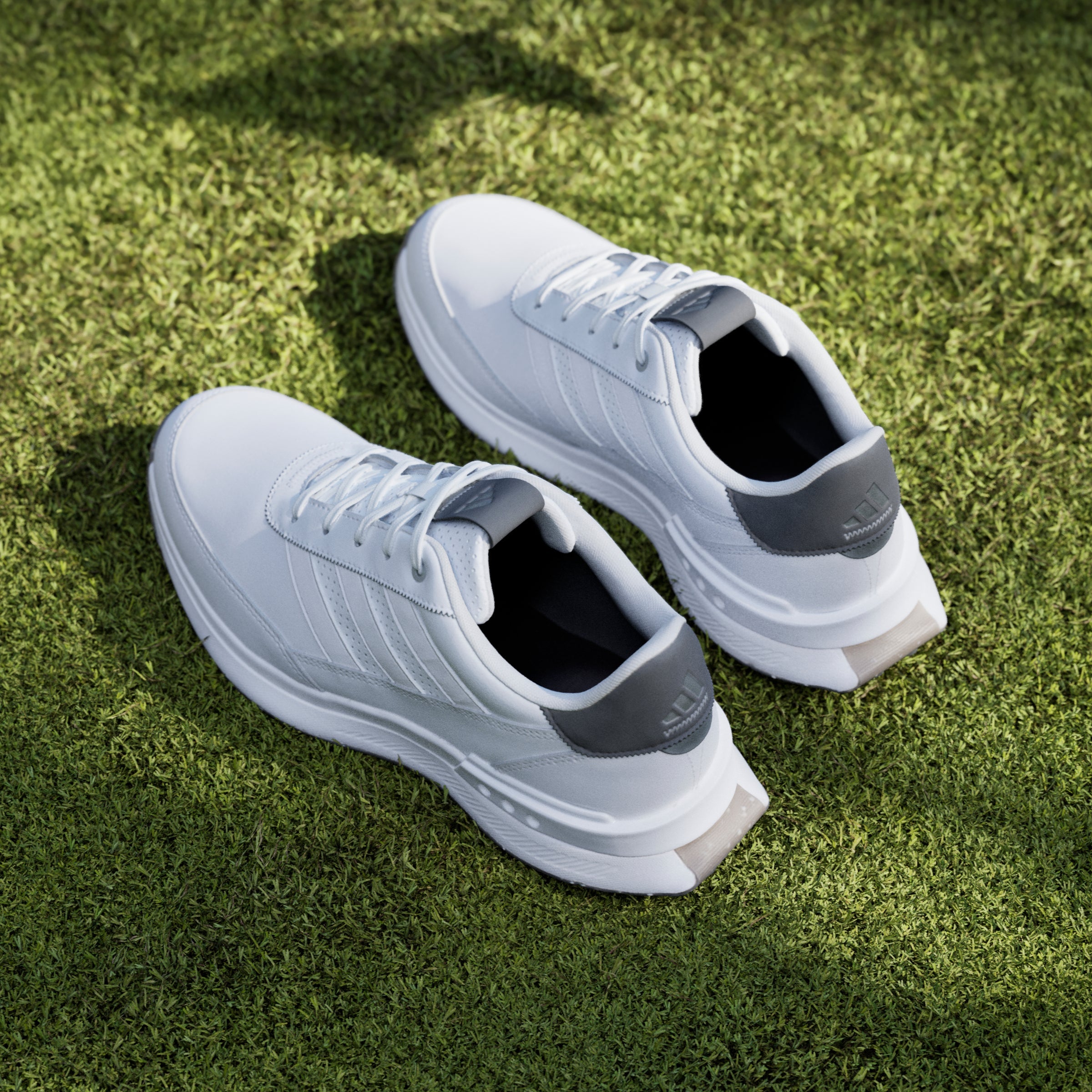 S2G SPIKELESS LEATHER