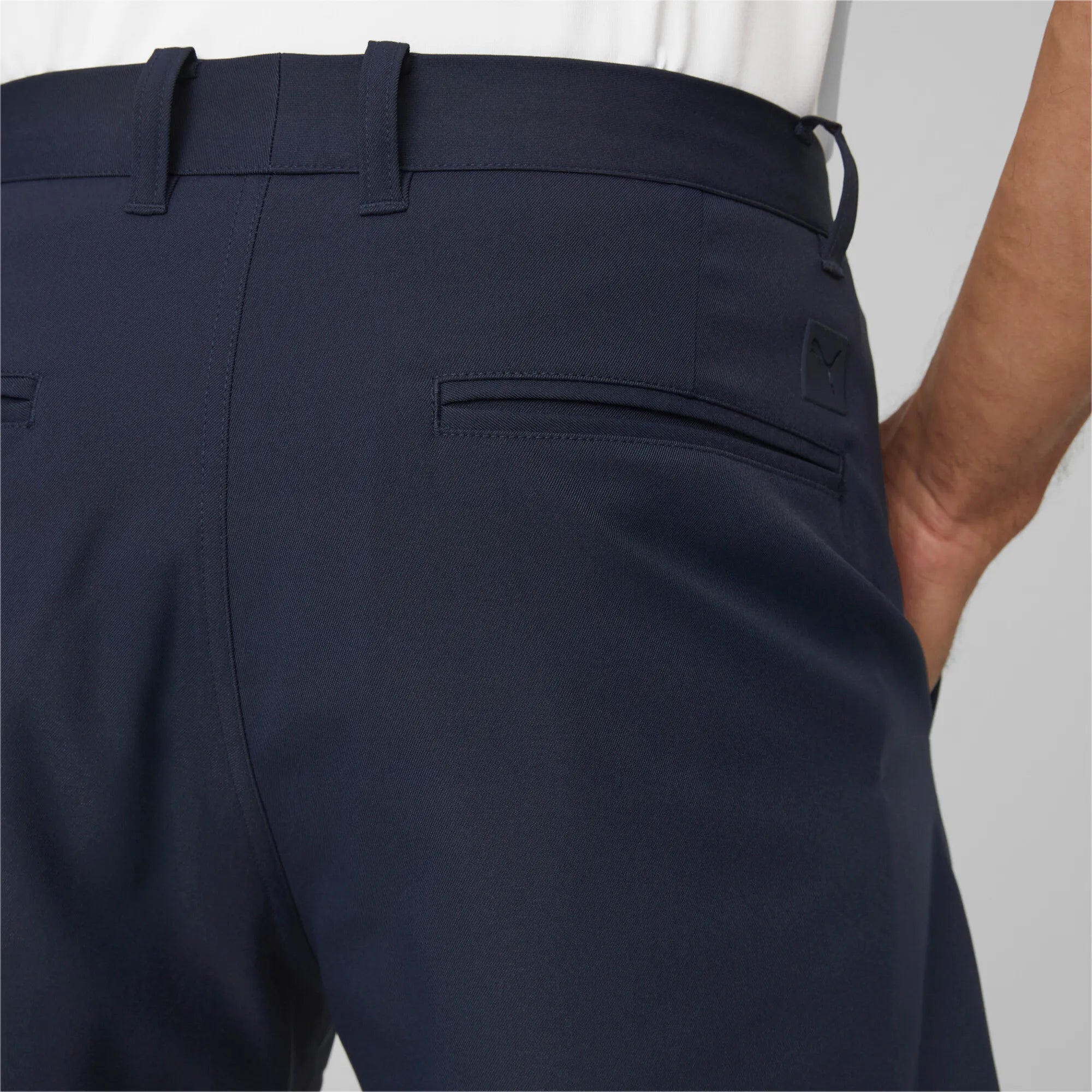 Dealer Short 8"
